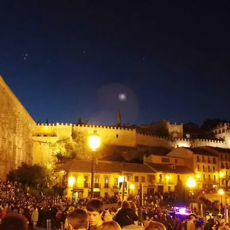 El Balconcito De San Millan Iii 아파트 *